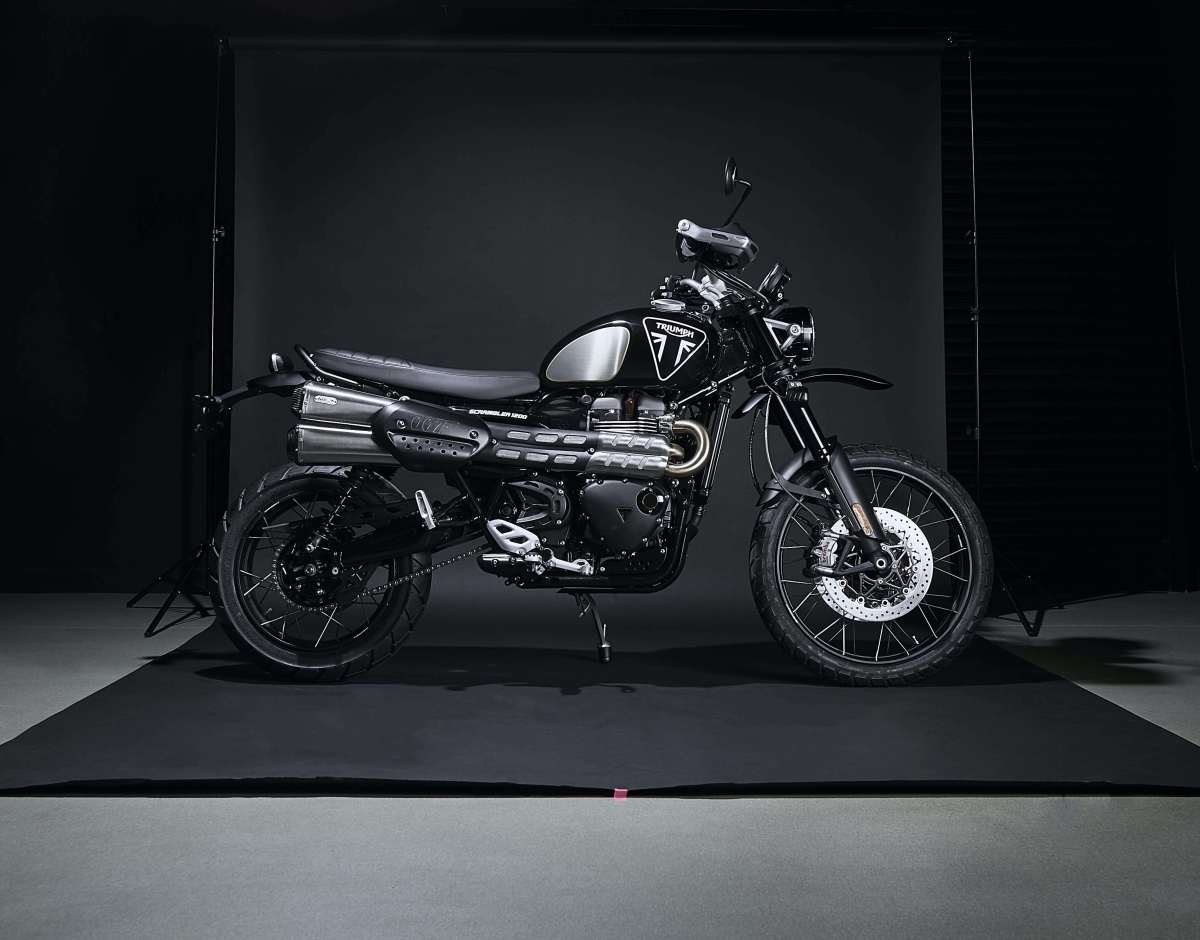 triumph scrambler 1200 xe bond edition
