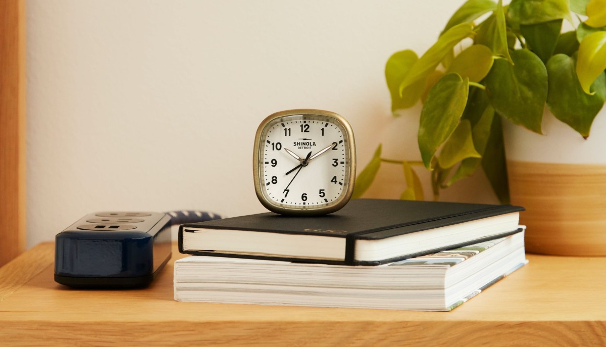 Shinola travel top clock
