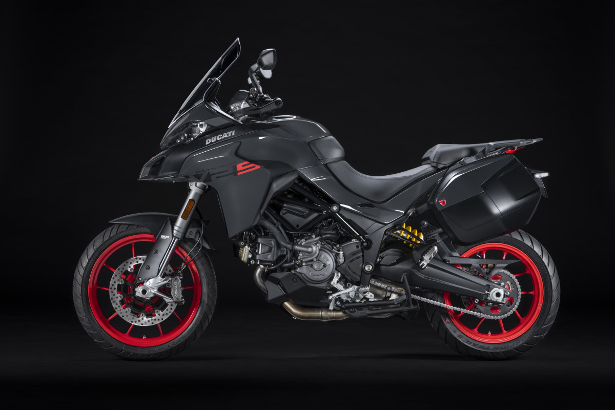 Ducati unveils the new Multistrada V2 Acquire