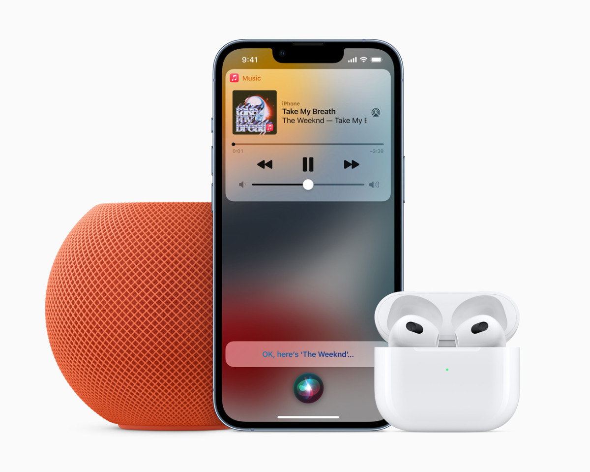 Apple_HomePod-mini_Apple-Music-Voice_AirPods-3rd-gen_10182021