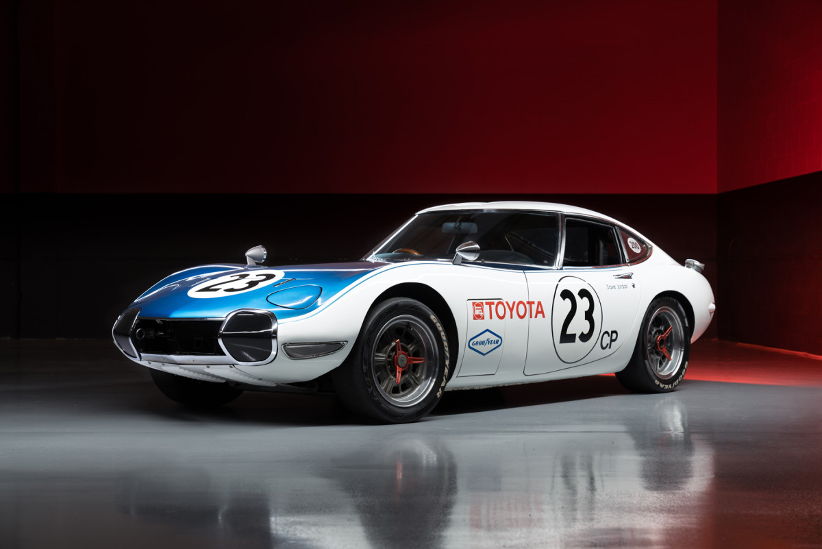 1967 Toyota-Shelby 2000 GT_4