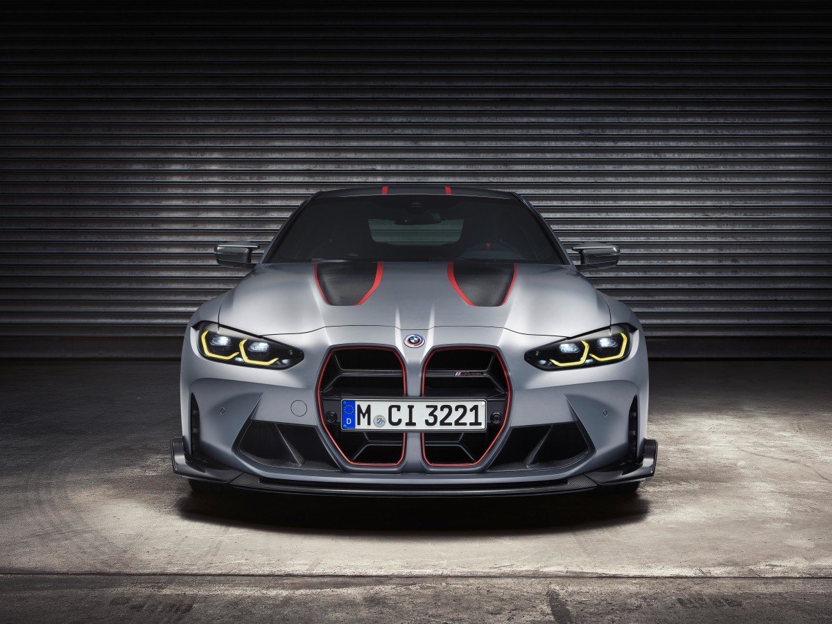 BMW unveils the 2023 M4 CSL Acquire
