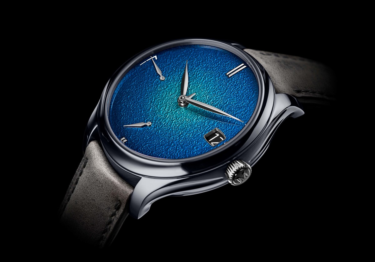 H. Moser & Cie releases a new Perpetual Calendar with a tantalum case