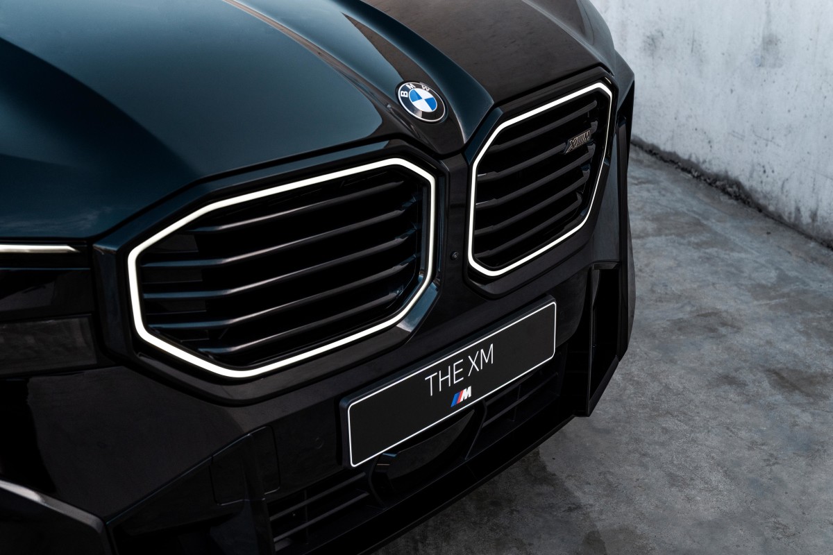 BMW unveils the XM highperformance SuperSUV Acquire