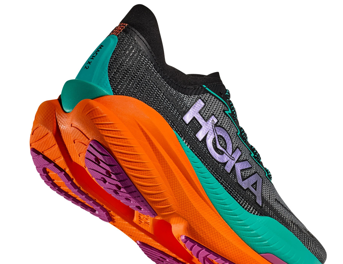 hoka-machx2-1.jpg